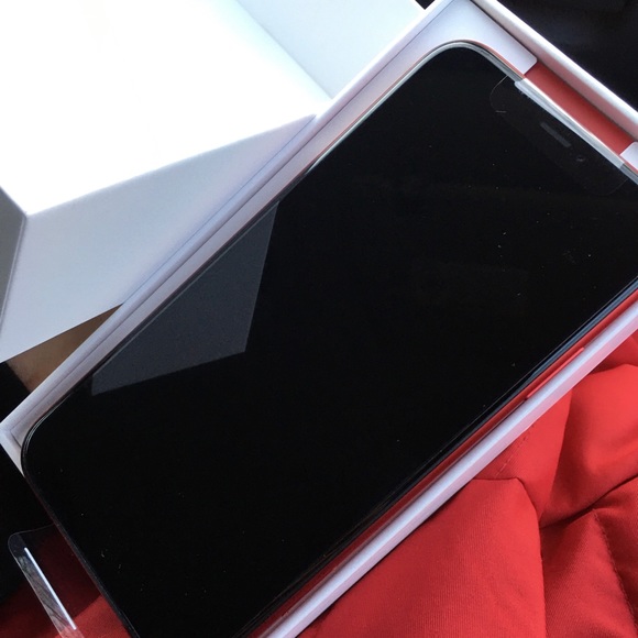 iPhone XR - Picture 1 of 4